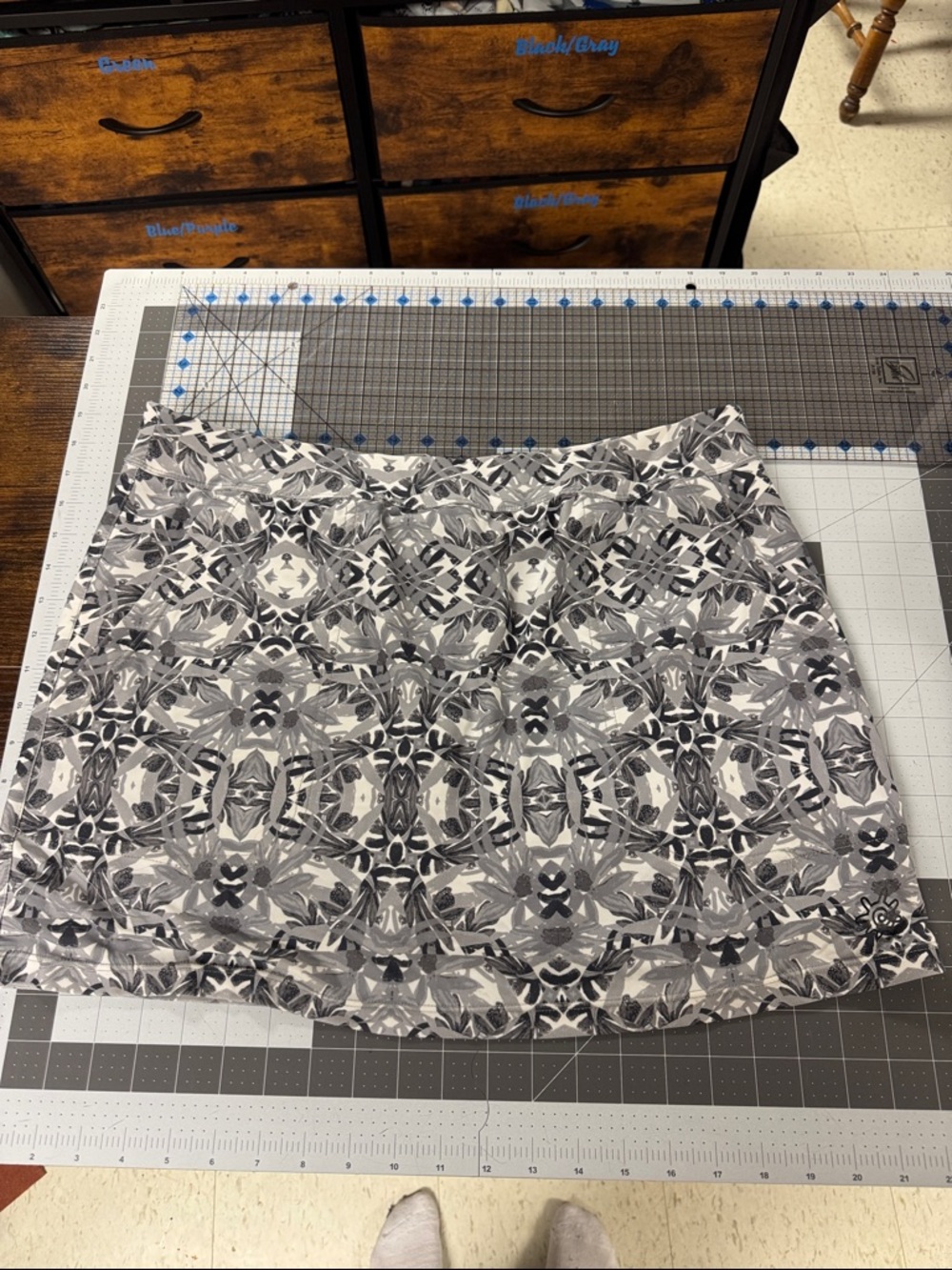 UV Skinz Women's Printed A-Line Swim Skirt - Gray Pattern